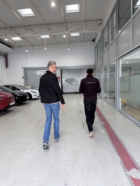 Inside the Tesla Center Málaga—ready to try FSD.