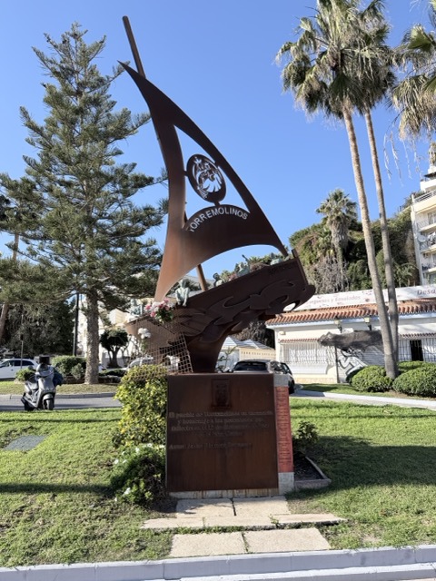 Windy day on the coast—classic Torremolinos winter weather.
